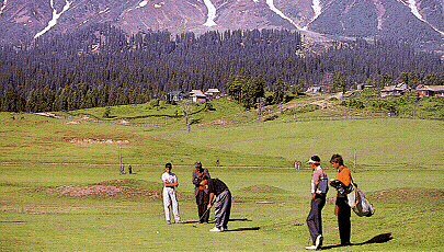 Golfing in Gulmarg